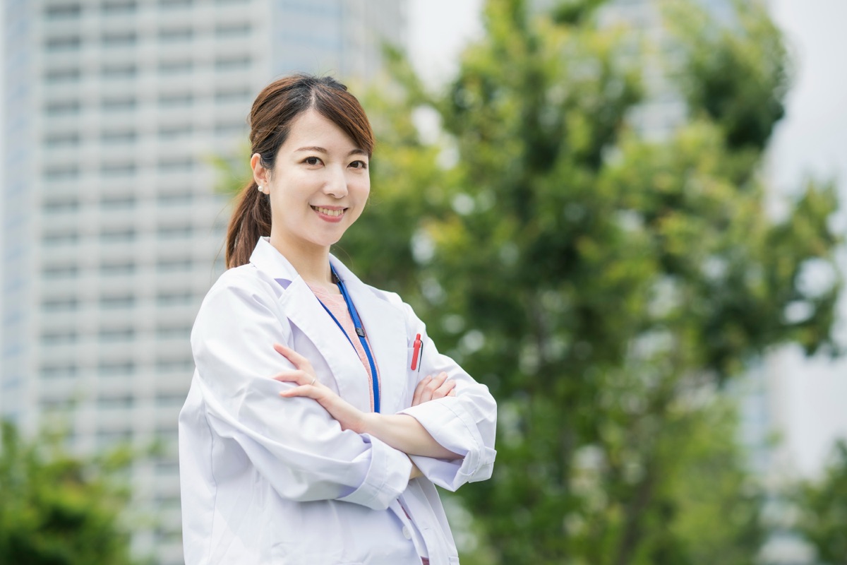 白衣の医師